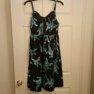 Black palm print midi dress with pockets
